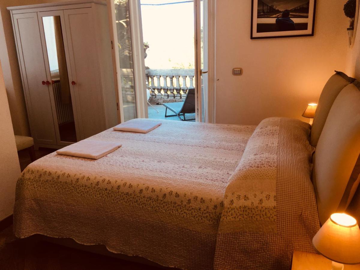 Villa Varenna Bagian luar foto
