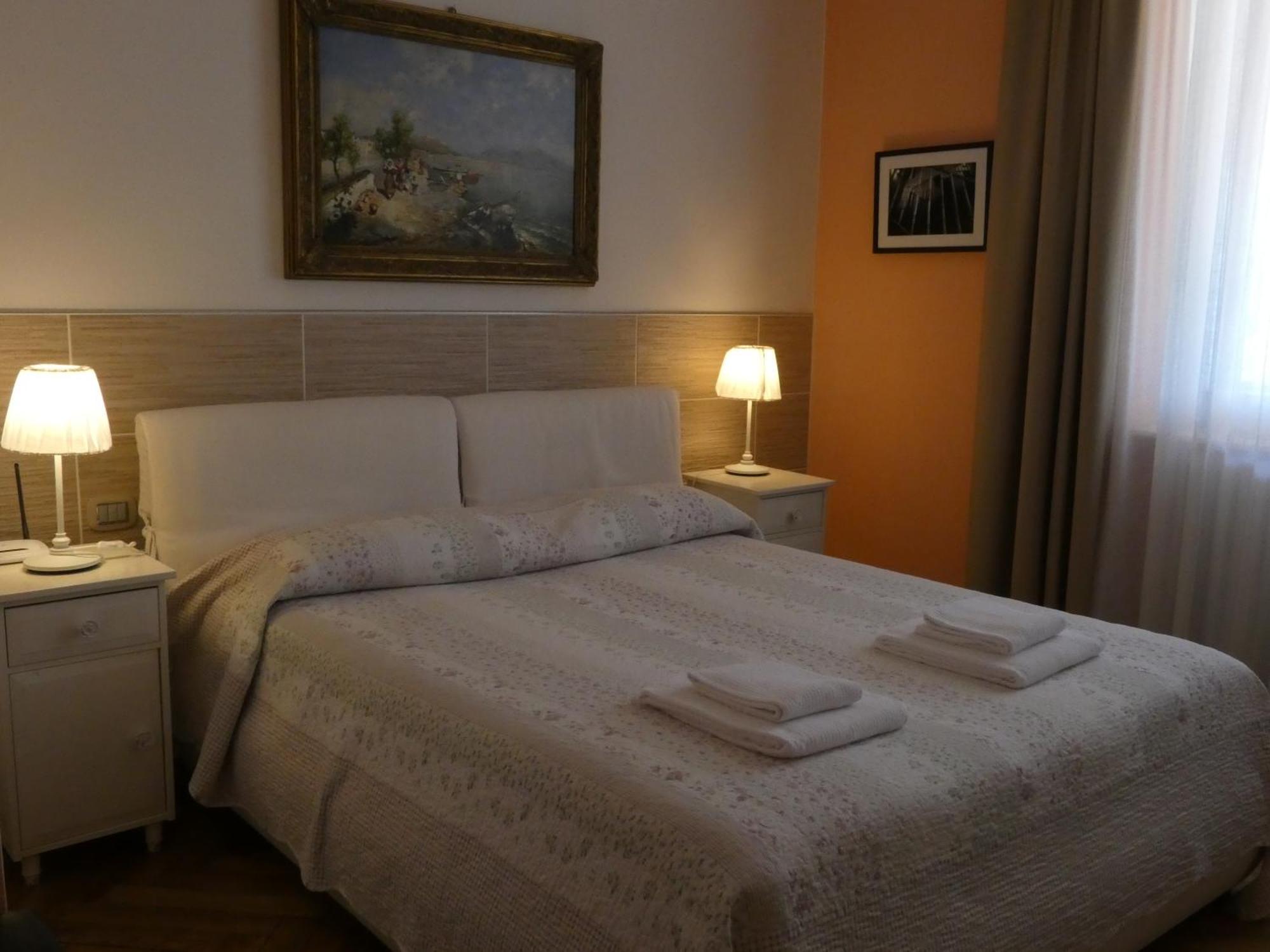 Villa Varenna Bagian luar foto