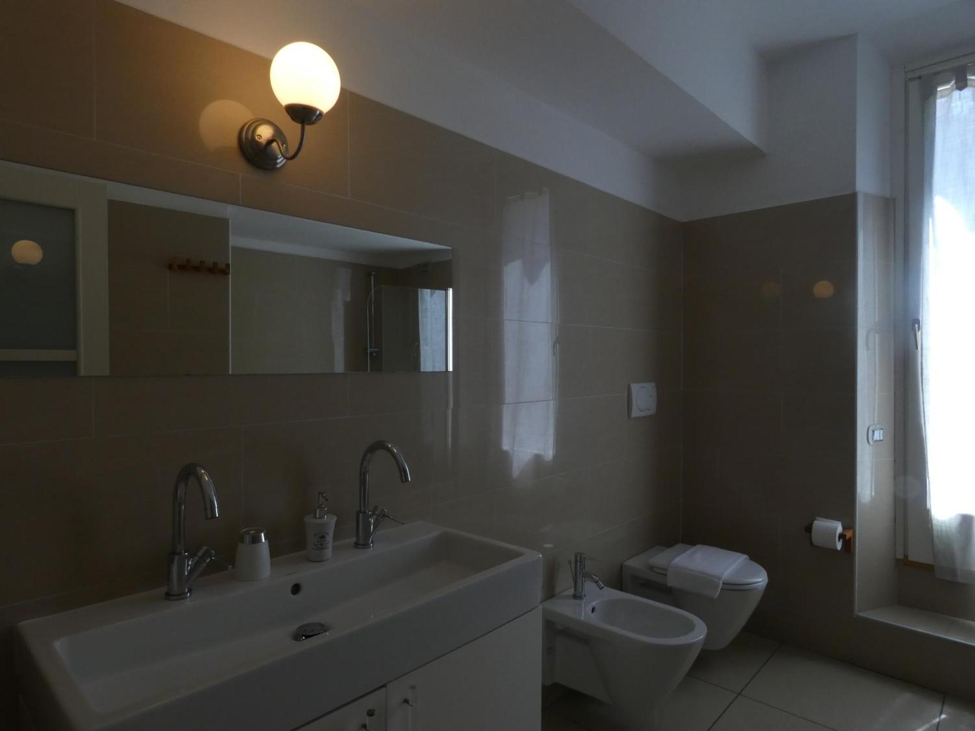Villa Varenna Bagian luar foto